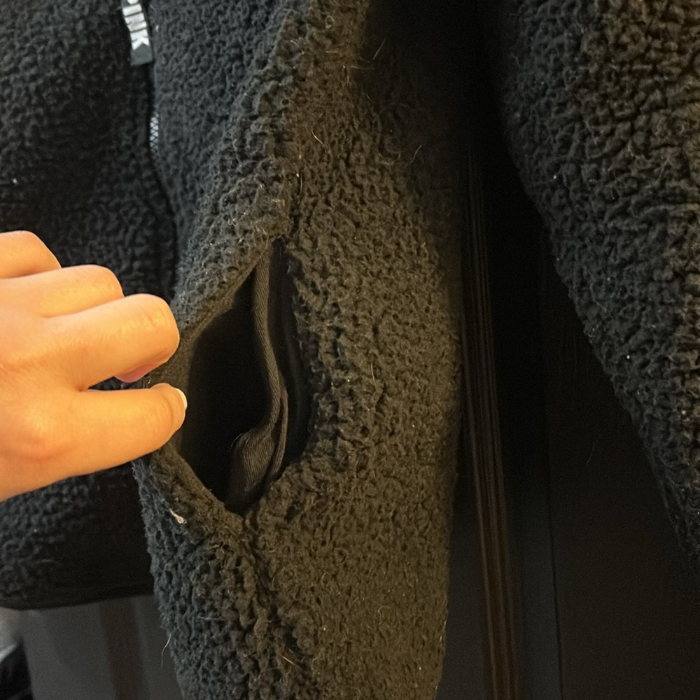 Reversible Sherpa Jacket - Picture 4 of 7